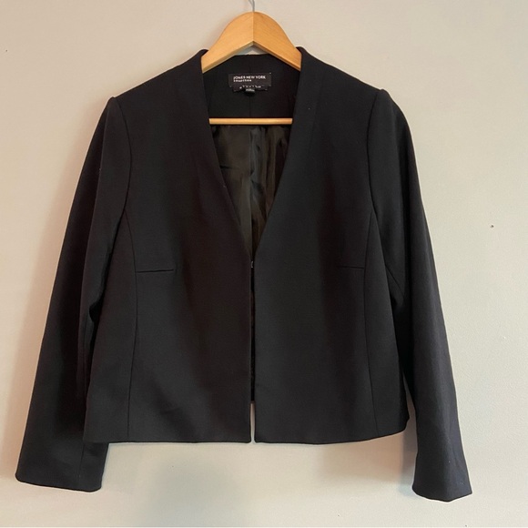 Jones New York Black Blazer Cropped Suit Jacket - Picture 1 of 7